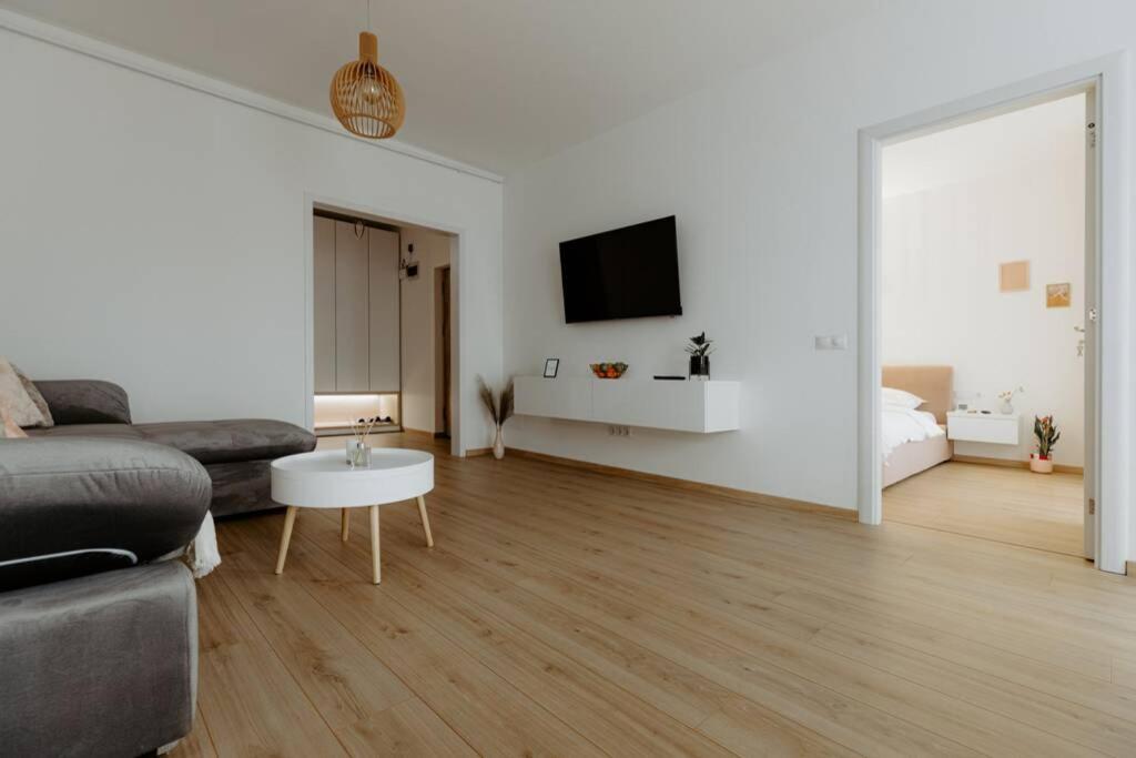 Nest Inn Oasis Residence Baia Mare Dış mekan fotoğraf
